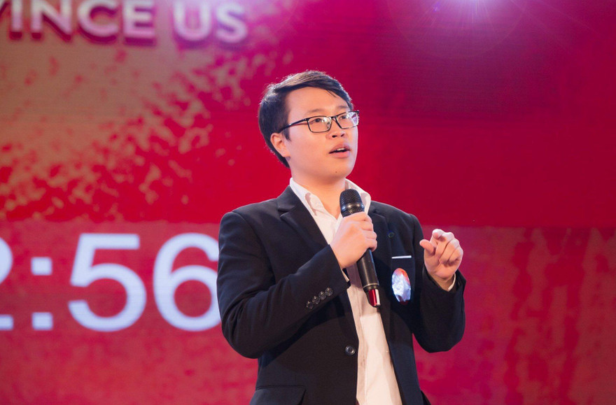 ‘Khủng long’ làng tranh biện và những đóng góp cho cộng đồng 