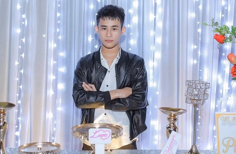 Nam sinh vượt qua căn bệnh hiếm gặp và truyền cảm hứng cho bạn trẻ