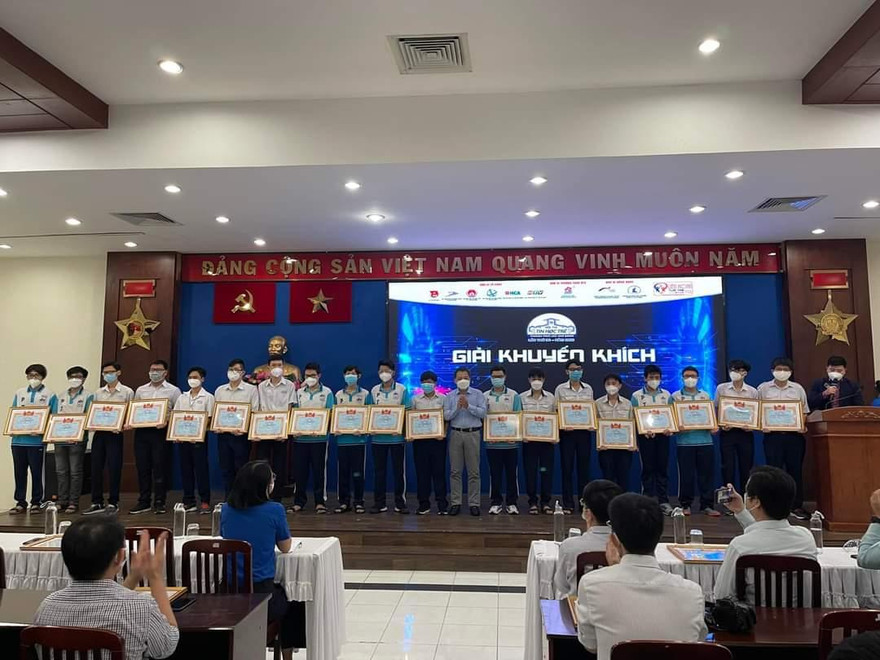 Trao giải Hội thi Tin học trẻ TP. HCM lần thứ 30 năm 2021 