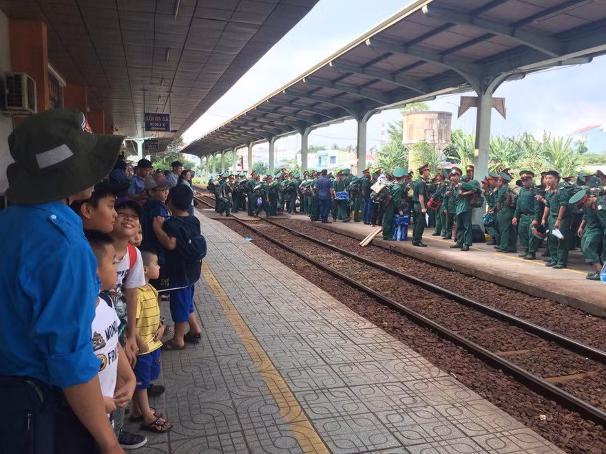 Bán vé tàu Tết Nhâm Dần 2022 từ ngày 15/11
