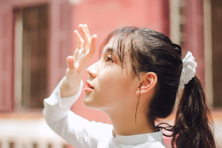 Nữ sinh Huế ‘bén duyên’ với những show trình diễn cổ phục Việt