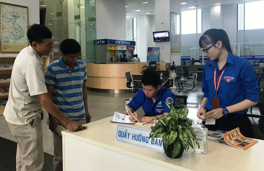 Đưa 'Sinh viên 5 tốt' đến thực tập, kiến tập tại Trung tâm Hành chính công 