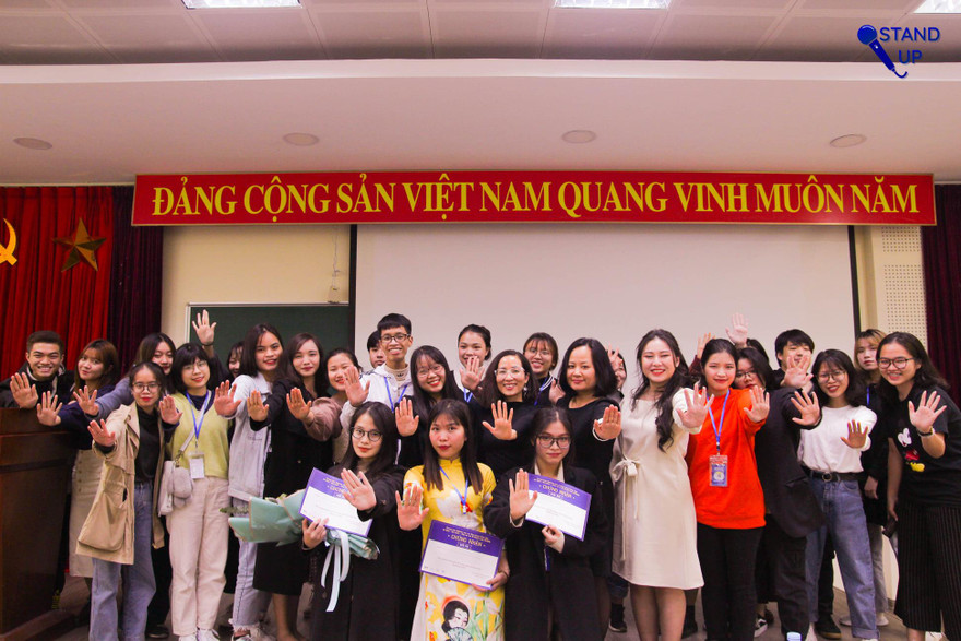 Sinh viên ứng phó với quấy rối tình dục trực tuyến trong bối cảnh COVID-19