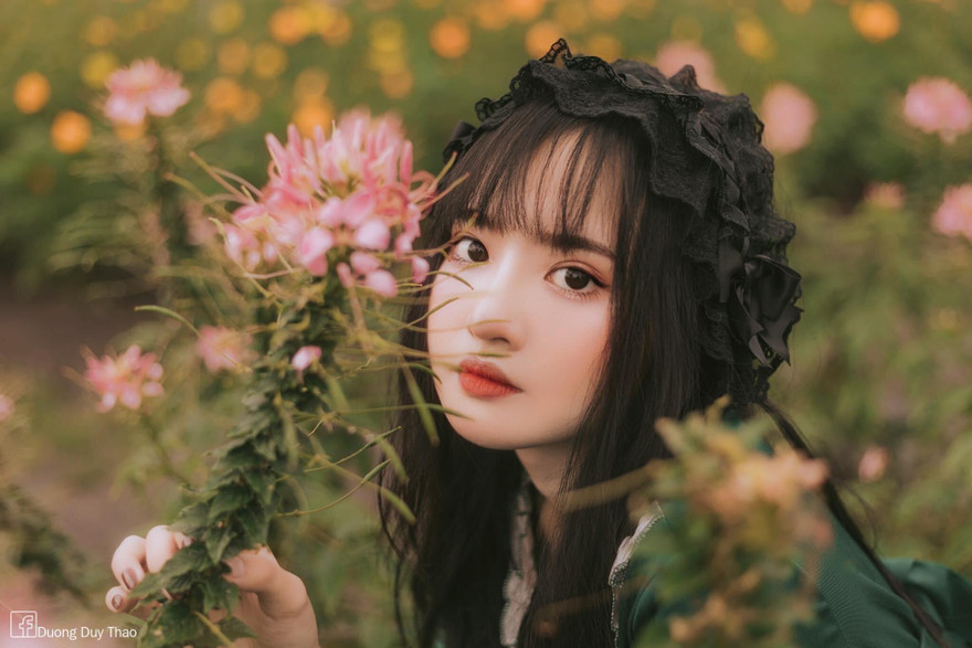 'Chao đảo' với vẻ đẹp thuần khiết của nữ sinh Đại học Kinh tế sở hữu profile 'khủng'