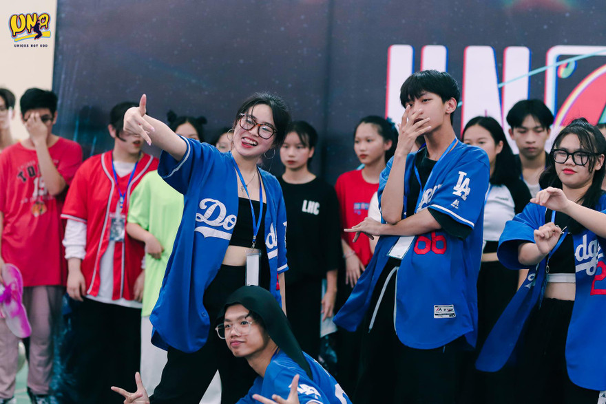 Mãn nhãn với các tiết mục trong giải đấu nhảy đối kháng Unique Not Old