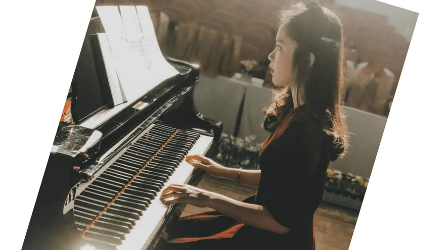 Nữ sinh HV Ngoại giao học cùng lúc chuyên ngành Piano trường CĐ Nghệ thuật Hà Nội