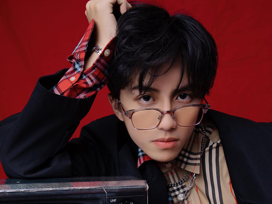 Nam sinh Đại học Thăng Long sở hữu thu nhập 'khủng' là người mẫu và KOL 