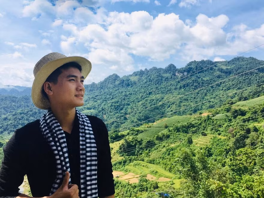 Nam sinh tài năng vươn lên chính mình để hoàn thành ước mơ trở thành MC chuyên nghiệp