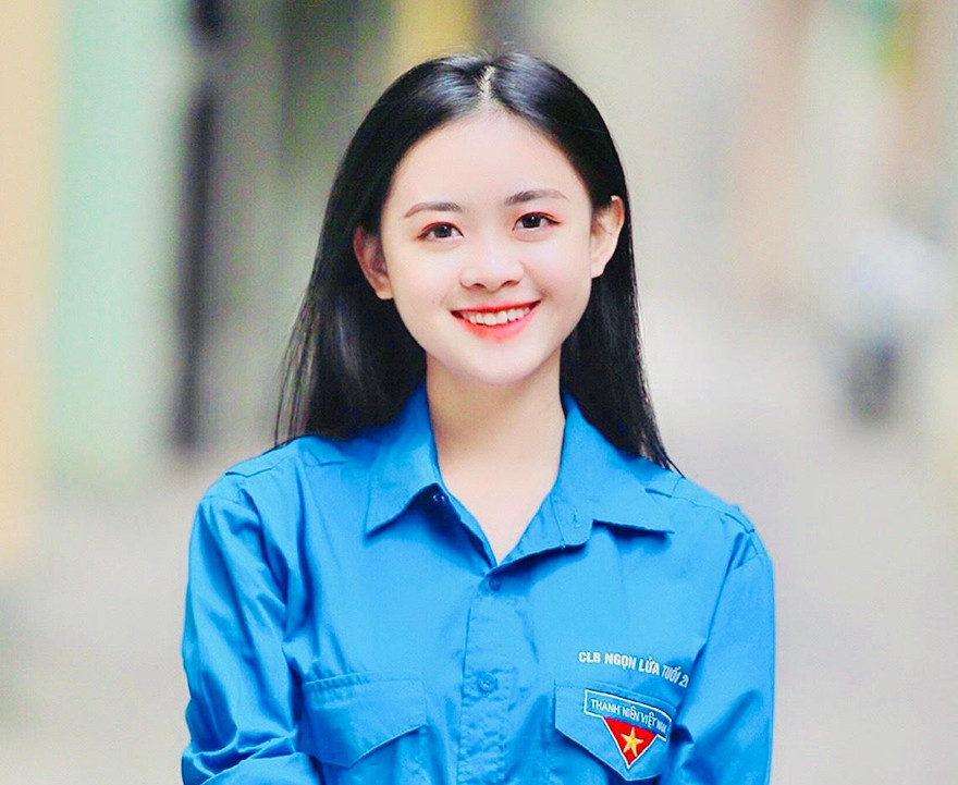 Nữ sinh Cao Bằng rung cảm từ những chuyến tình nguyện