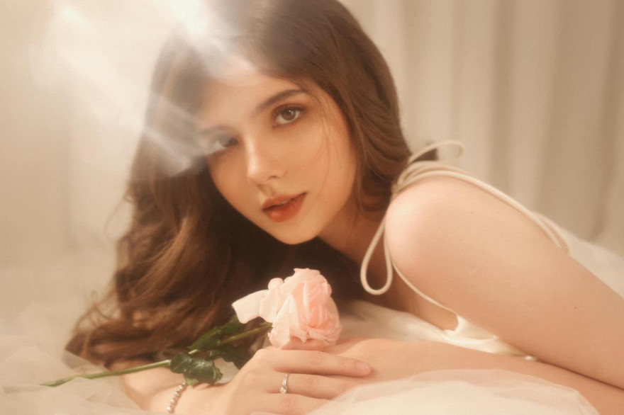 'Thiên thần' TikTok mang hai dòng máu Úc Việt 'đốn tim' hàng ngàn cư dân mạng