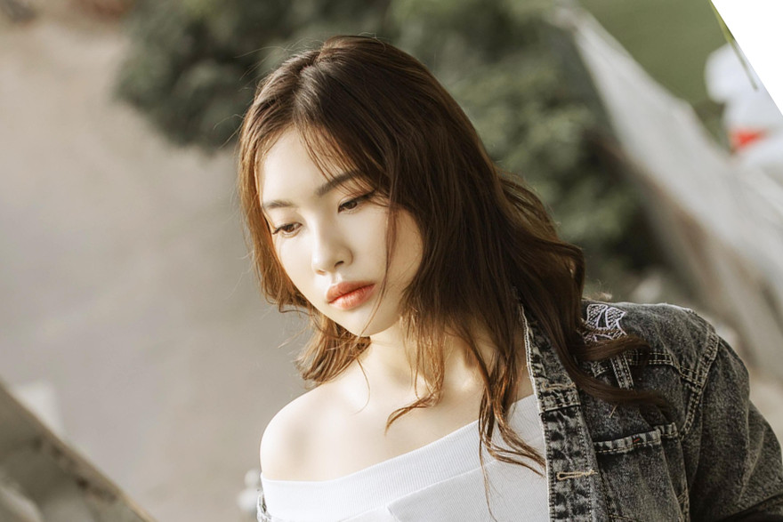 Nữ sinh trường Đại học Thương mại có bộ ảnh trên sân bóng rổ được hàng nghìn like 