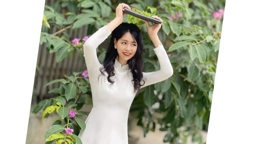 Ngẩn ngơ trước vẻ đẹp của cô giáo 9X tài năng duyên dáng trường Amsterdam 