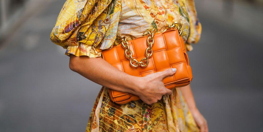 Xem hình thôi mà lòng đã không yên, đây là những chiếc túi không thể nào bỏ qua Hè này!