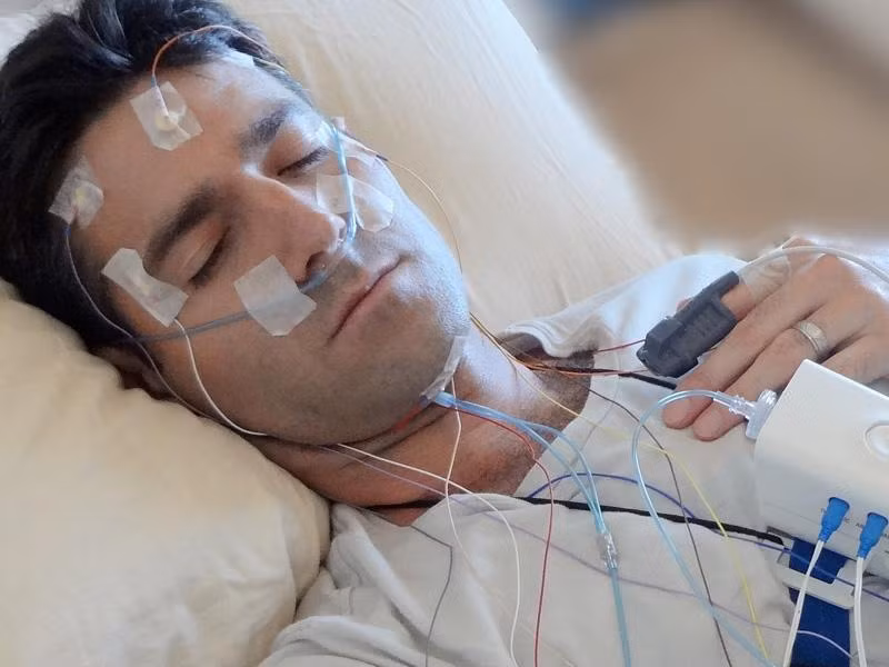 Sinh viên hào hứng với dự án tình nguyện... ngủ qua đêm tại trường ĐH Quốc tế.