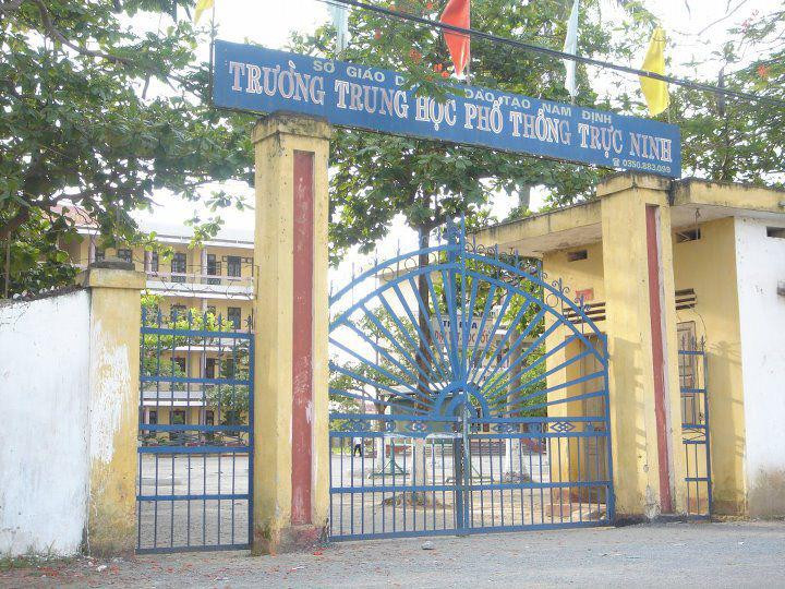 Trường PTTH Trực Ninh A - nơi xảy ra sự việc