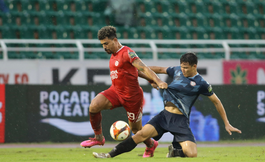 Hạ CLB TPHCM 1-0, Viettel khiến cuộc đua vô địch thêm hấp dẫn