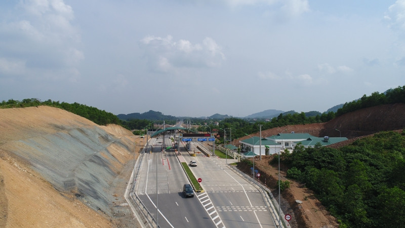 Trạm thu phí trên tuyến Thái Nguyên - Chợ Mới