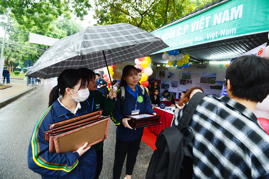 ĐH Công đoàn, ĐH Tài nguyên và Môi trường Hà Nội lấy điểm sàn từ 15