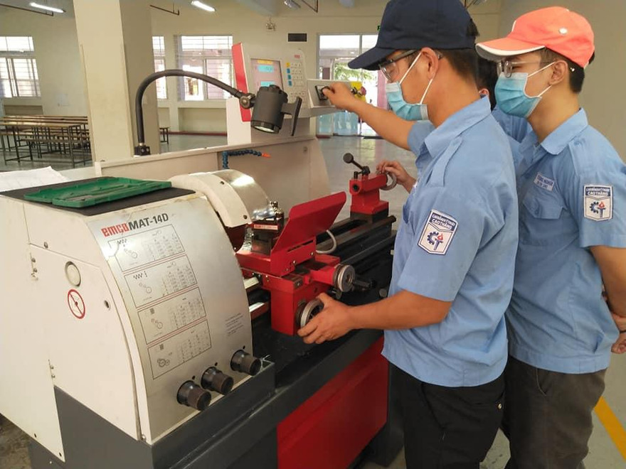 Các trường cao đẳng, trung cấp nghề rục rịch đón sinh viên trở lại 