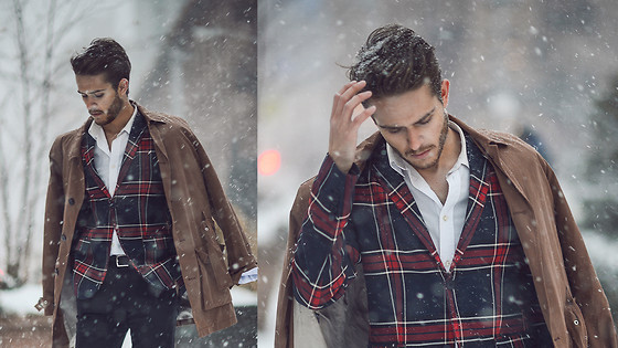 Adam Gallagher – “Mỹ nam” đa phong cách