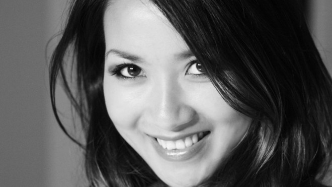 Phong cách thời trang của cô nàng mồ côi gốc Việt