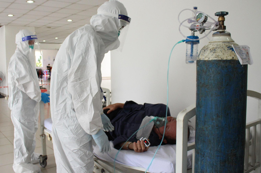 Cần khẩn cấp cơ chế đặc thù để mua sắm trang thiết bị chống dịch 