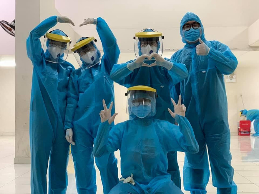 Cả khoa "thi môn... Dập dịch COVID-19”