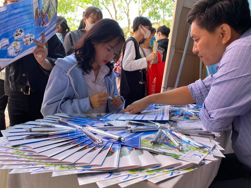 Điểm chuẩn trúng tuyển trường ĐH Thủ Dầu Một chủ yếu là 15 điểm