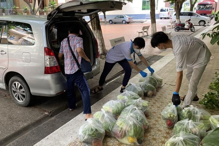 Trường ĐH KHXH&NV (ĐHQG TP. HCM) ưu tiên học bổng cho sinh viên mồ côi vì dịch COVID-19 