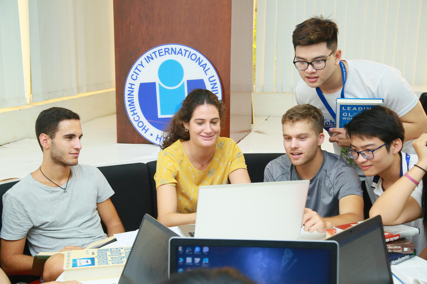 Trường ĐH Quốc tế (ĐHQG TP. HCM) tuyển bổ sung 630 chỉ tiêu