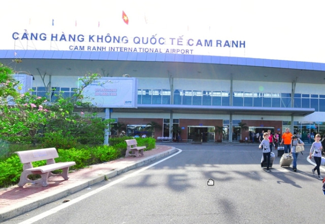Sân bay Cam Ranh