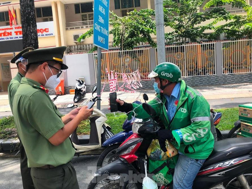 Bí thư Vũng Tàu giải thích việc chống dịch COVID-19 'đi trước về sau'