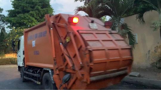 Nhân viên thu gom rác thải y tế dương tính SARS-CoV-2, Vũng Tàu phải cách ly 27 người