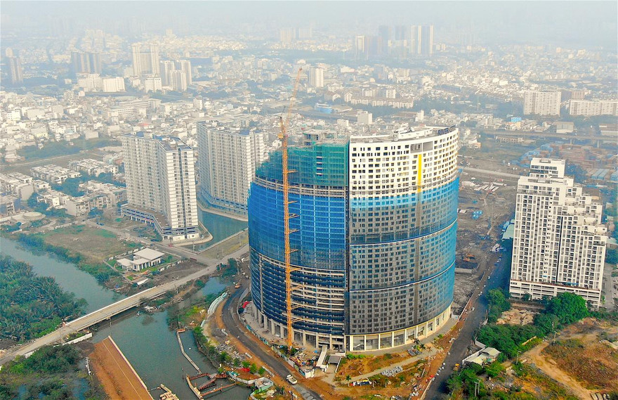 Bất chấp dịch COVID-19 diễn biến phức tạp, hàng loạt doanh nghiệp bất động sản vẫn báo lãi ngàn tỷ.