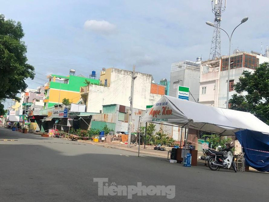 TPHCM phong tỏa 3 khu phố với gần 56.000 người từ 0 giờ đêm nay 