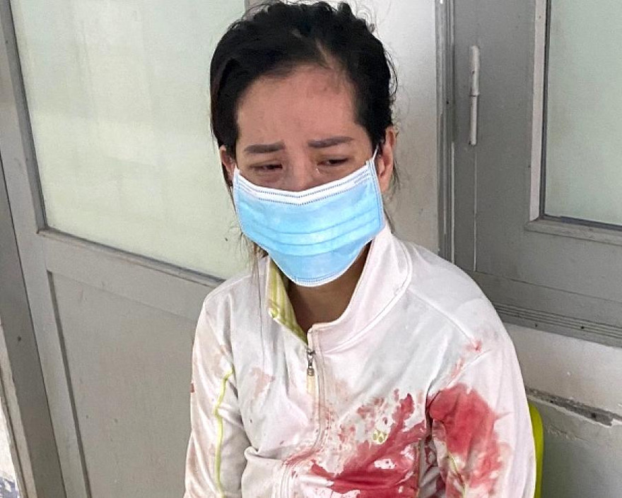 Bà Tôn Thị Ngọc Ngà tại cơ quan công an.