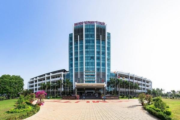 Bộ không công nhận Hiệu trưởng, trường ĐH Sư phạm Kỹ thuật TP. HCM lúng túng
