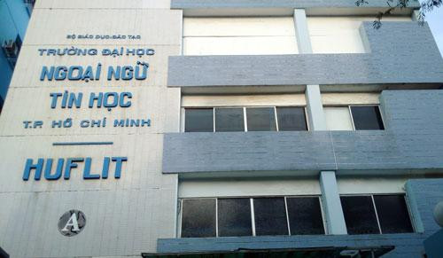 Phổi của sinh viên trường ĐH Ngoại ngữ Tin học TP. HCM mắc COVID-19 bị đông đặc
