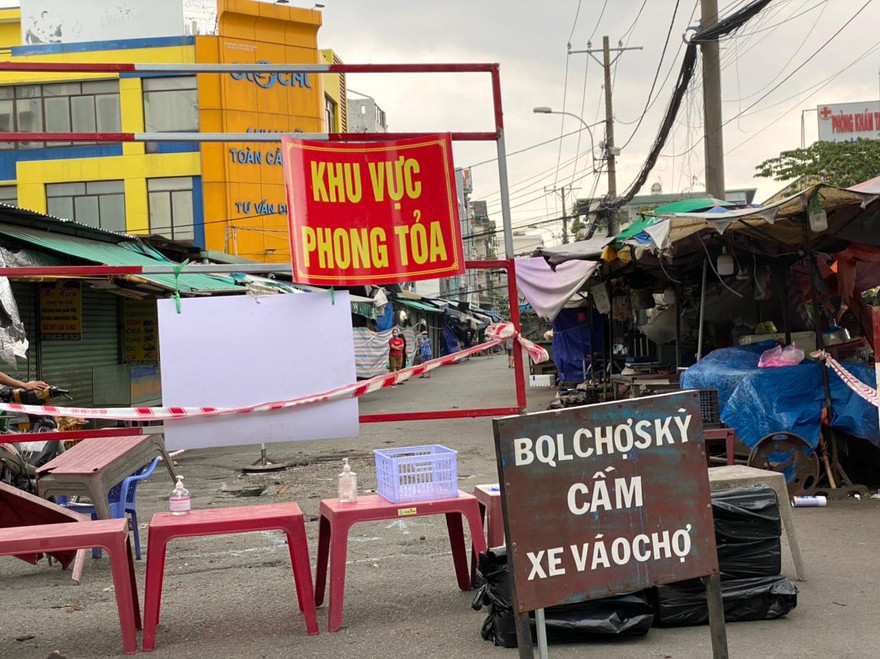 Chuỗi lây nhiễm COVID-19 tại chợ Sơn Kỳ - TPHCM tiếp tục tăng mạnh