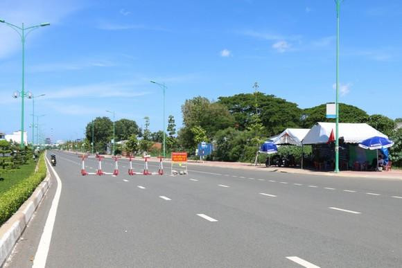 1 ngày, Bình Thuận phát 4 thông báo khẩn tìm người liên quan ca nhiễm COVID-19