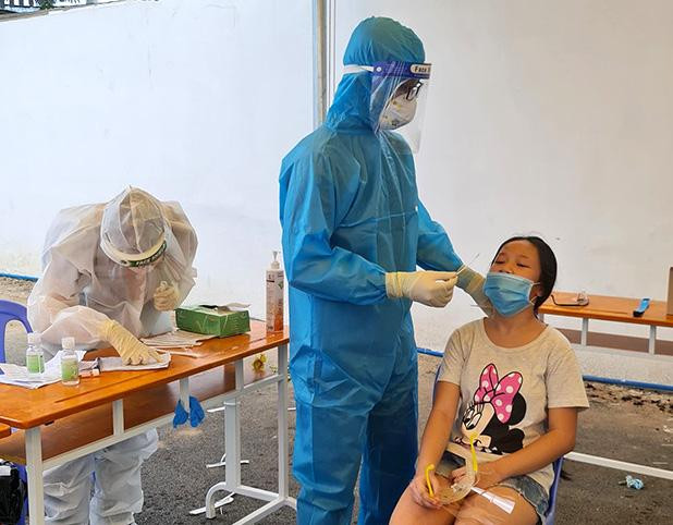 Lãnh đạo trường Y viết tâm thư kêu gọi sinh viên tham gia chống dịch COVID-19