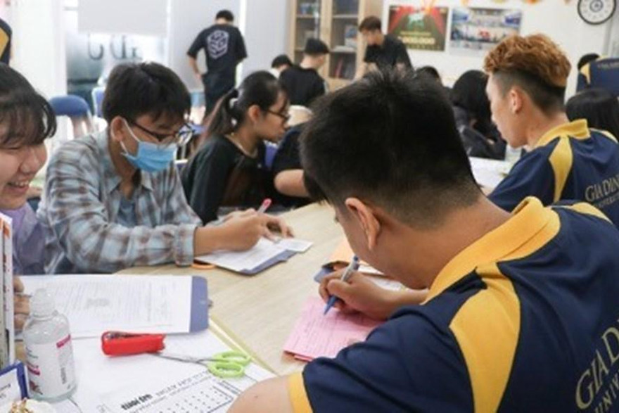 Trường đại học xét tuyển tại nhà cho thí sinh