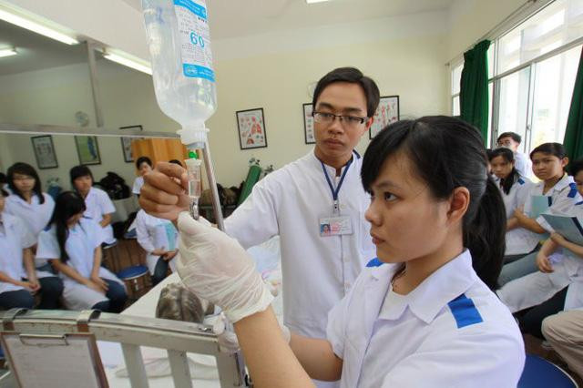 Thêm trường đại học ở TP. HCM cho sinh viên học online để phòng chống dịch COVID-19