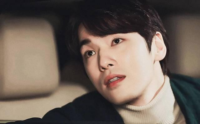 Dù 'bị hại' trong 'phốt' với O& Entertainment, Kim Jung Hyun vẫn bị cư dân mạng 'mỉa mai' 