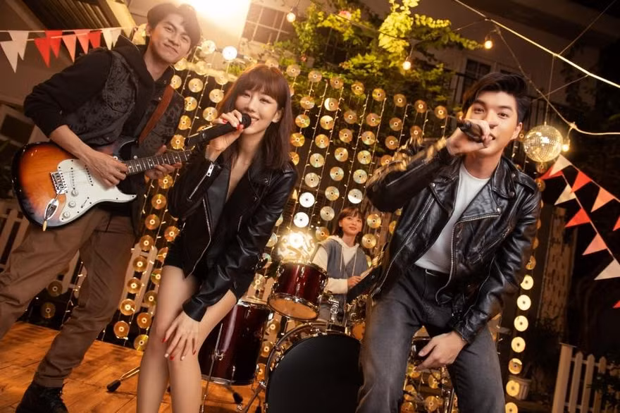 Min và HIEUTHUHAI sẽ phản ứng như thế nào nếu là nạn nhân của drama tiêu cực giữa showbiz?