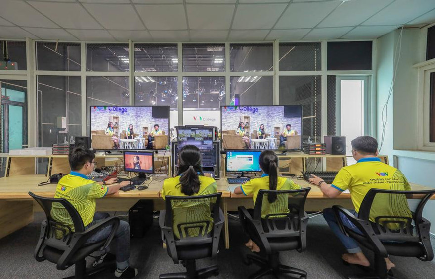 Sinh viên không thể đến trường được đăng ký bảo lưu môn học trực tiếp