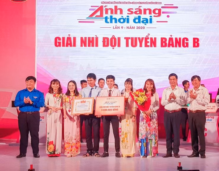 Chung kết Hội thi “Ánh sáng thời đại 2020“