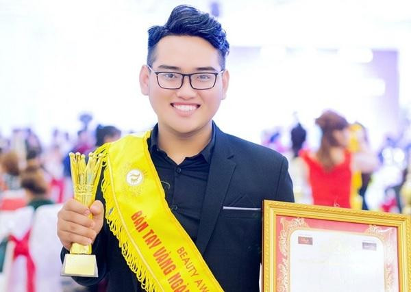 Chuyên gia make up đi lên từ ‘con số âm’