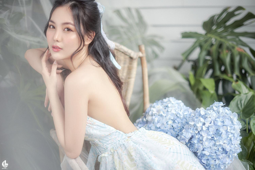 Thiếu nữ Cần Thơ quyến rũ gây xôn xao cộng đồng mạng