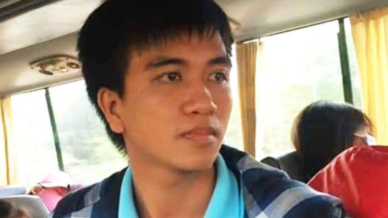 Nguyễn Văn Nhã trong một chuyến đi thiện nguyện 